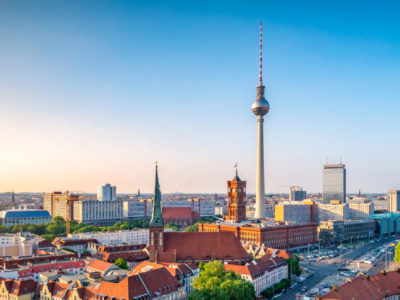 Berlin von oben mit dem Fernsehturm