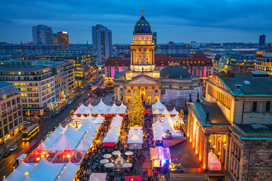 Weihnachtsmarkt am Gendarmenmarkt in Berlin