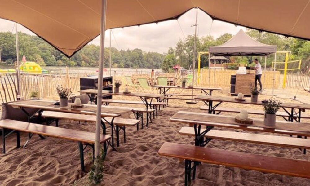 Zelt am Strand am Plötzensee