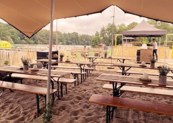 Zelt am Strand am Plötzensee